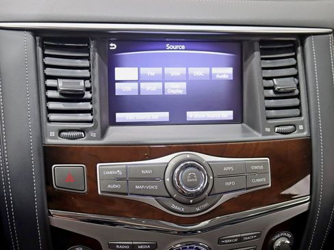 Used 2018 INFINITI QX80 4WD w/ Deluxe Technology Package image 19