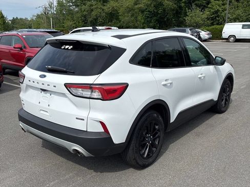 Used 2020 Ford Escape SE Sport AWD/4WD image 3