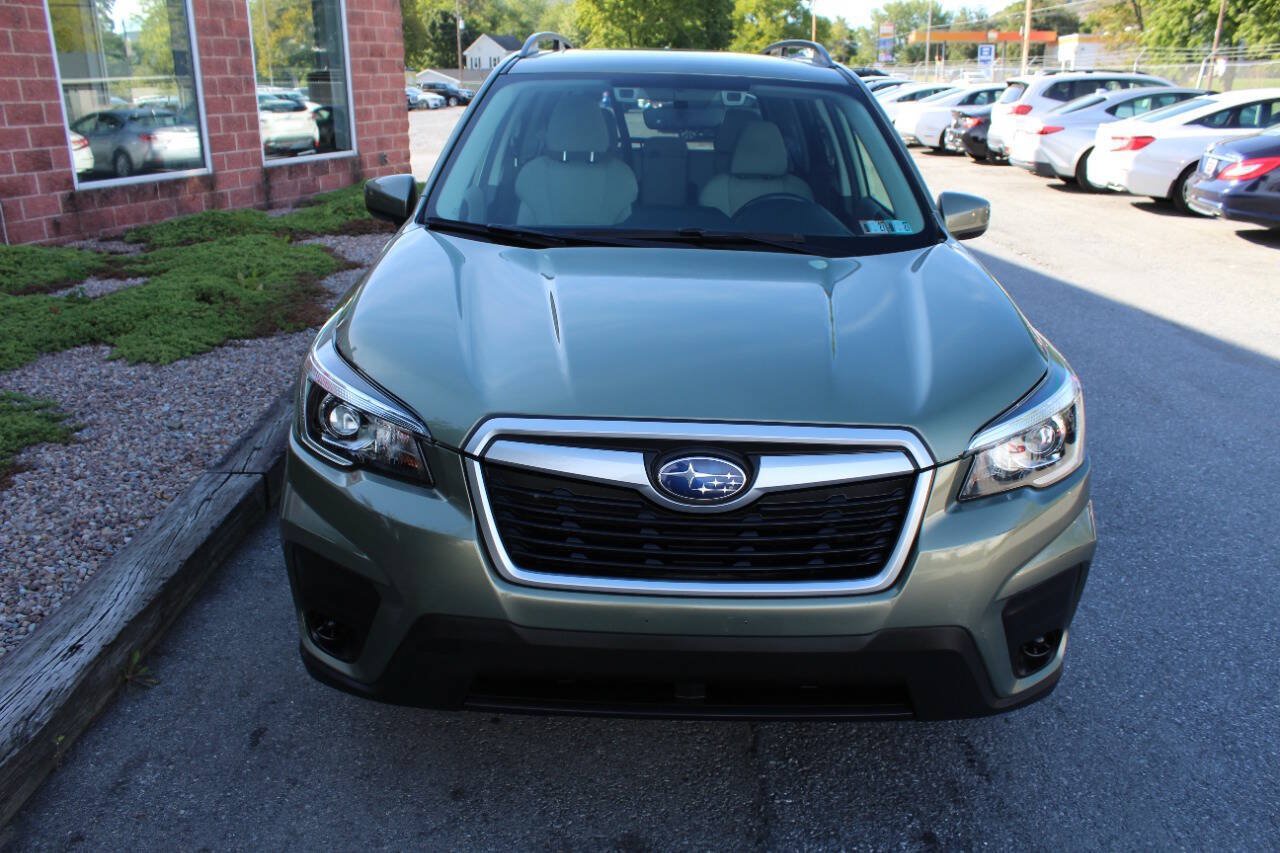 Used 2019 Subaru Forester Premium w/ All-Weather Package AWD/4WD image 3