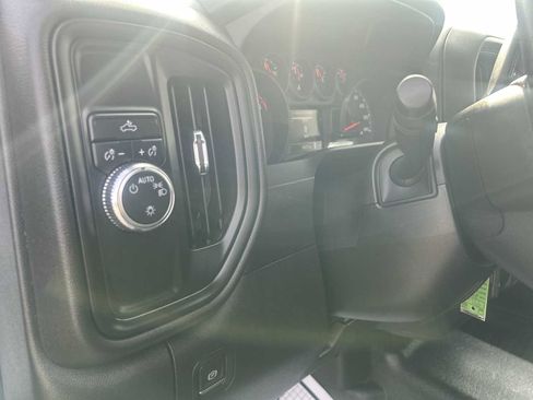 Used 2022 GMC Sierra 2500 Pro w/ Fleet Convenience Package image 16