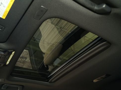 Used 2026 Lexus GX 550 w/ Accessory Package (32) image 14