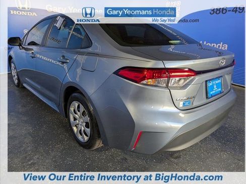 Used 2024 Toyota Corolla LE image 8