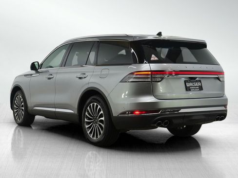 Used 2021 Lincoln Aviator Reserve w/ Equipment Group 201A image 3