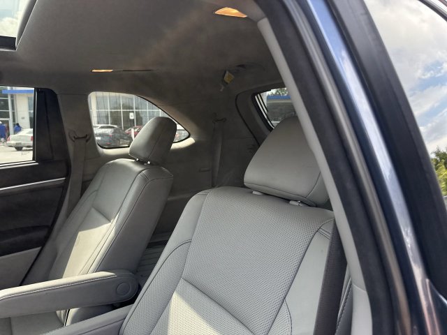 Used 2018 Toyota Highlander Limited Platinum AWD/4WD image 24
