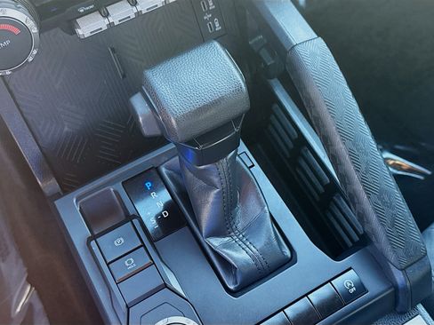 Used 2024 Toyota Tacoma SR5 image 15