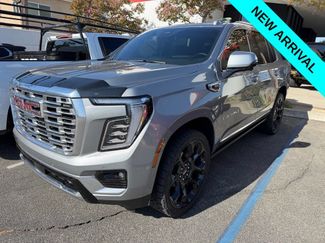 Used 2025 GMC Yukon Denali w/ Sun & Power Step Package AWD/4WD video 1
