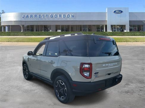 Used 2024 Ford Bronco Sport Outer Banks w/ Tech Package image 3