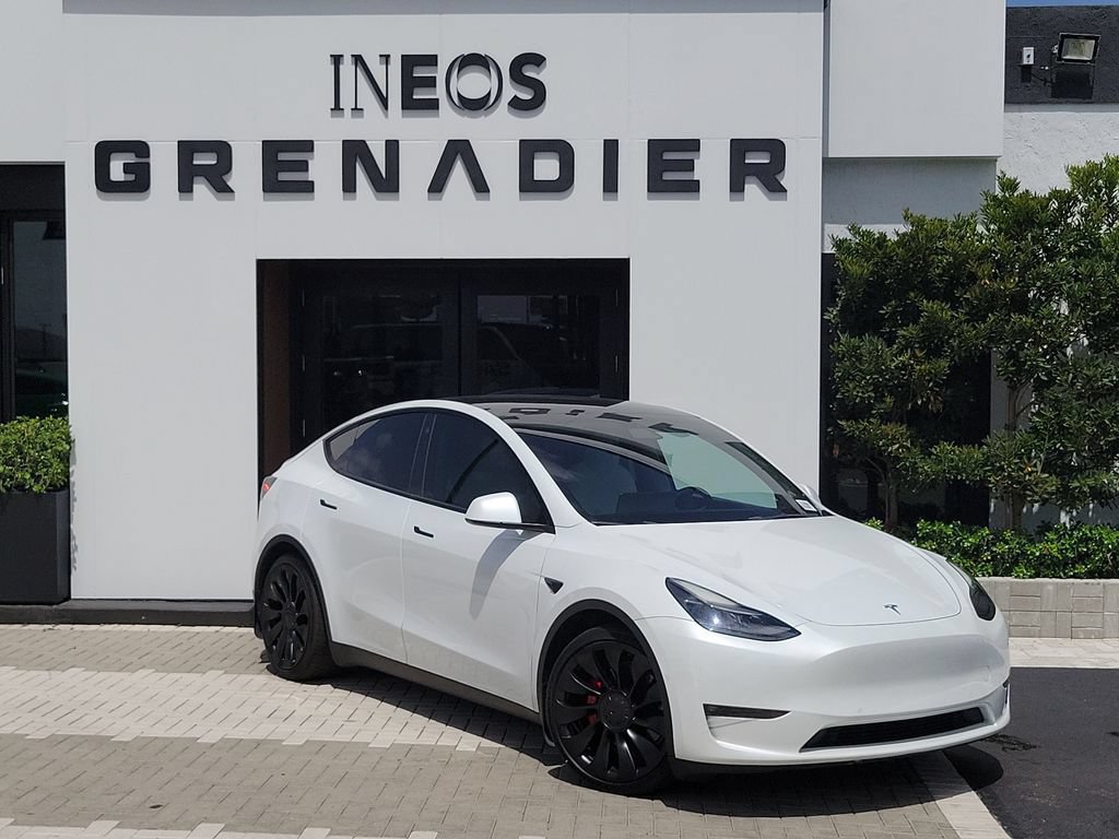 Used 2022 Tesla Model Y Performance AWD/4WD image 1