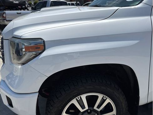 Used 2018 Toyota Tundra SR5 w/ TRD Sport Package AWD/4WD image 44