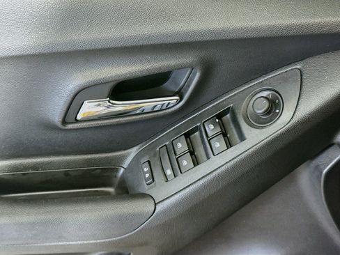 Used 2019 Chevrolet Trax LS FWD image 22