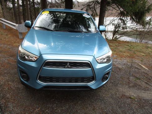 Used 2014 Mitsubishi Outlander Sport ES image 5