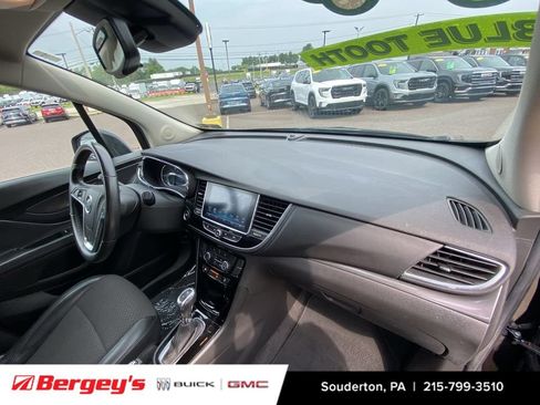 Certified 2020 Buick Encore Preferred FWD image 33