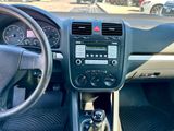 Used 2009 Volkswagen Rabbit S image 6