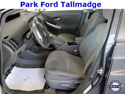 Used 2010 Toyota Prius Two w/ Preferred Accessory Pkg image 13