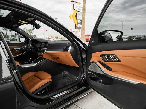 Used 2021 BMW M340i w/ Premium Package image 13