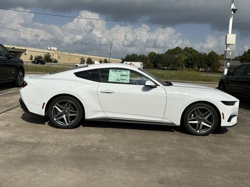 New 2025 Ford Mustang Premium image 5