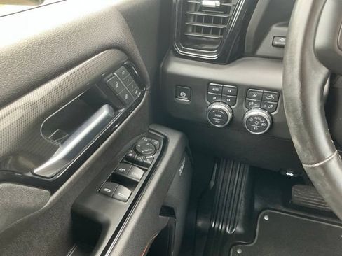 Used 2025 GMC Sierra 3500 AT4 w/ AT4 Premium Plus Package AWD/4WD image 25