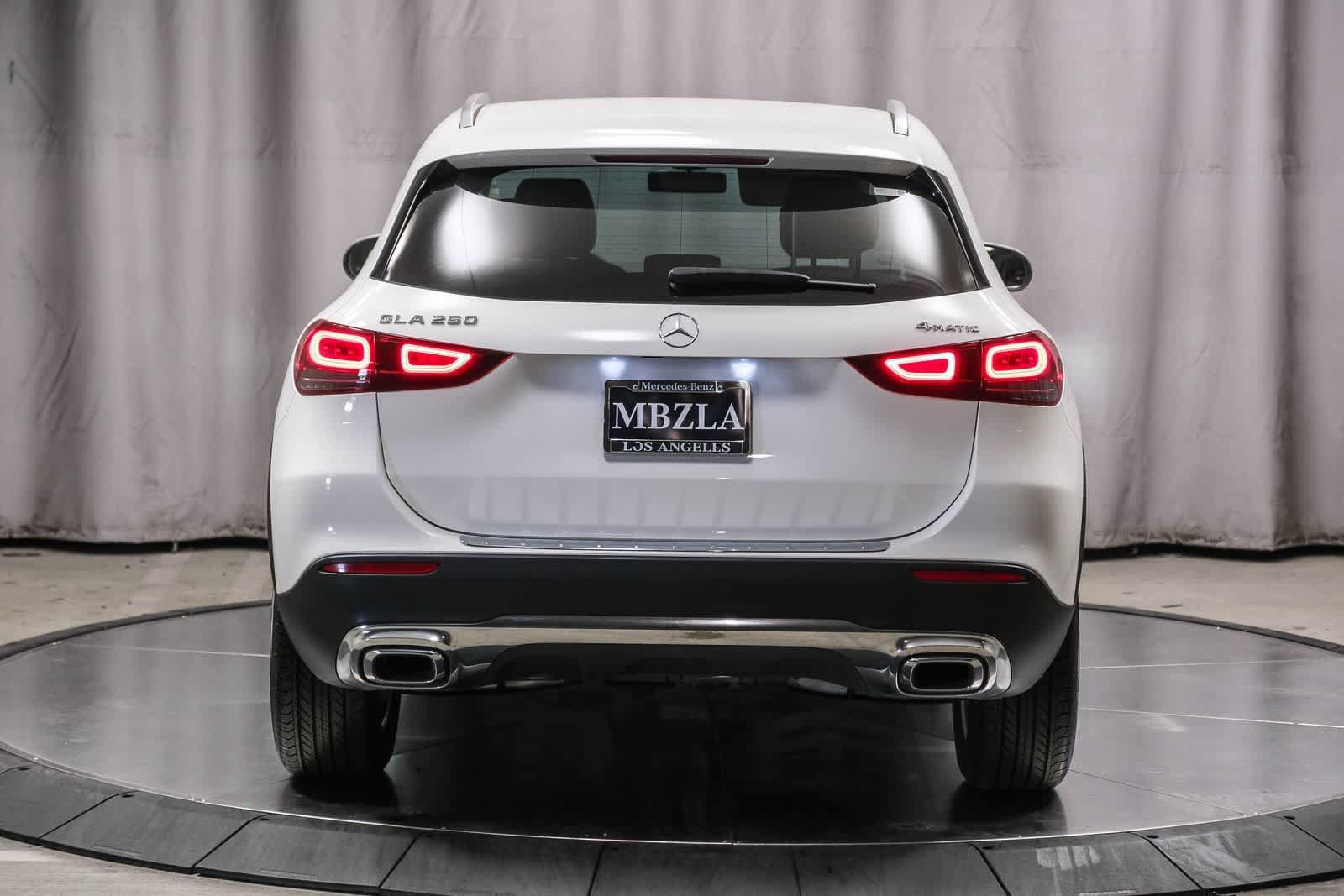 Used 2022 Mercedes-Benz GLA 250 4MATIC image 3