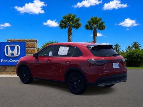 Certified 2024 Honda HR-V Sport image 3