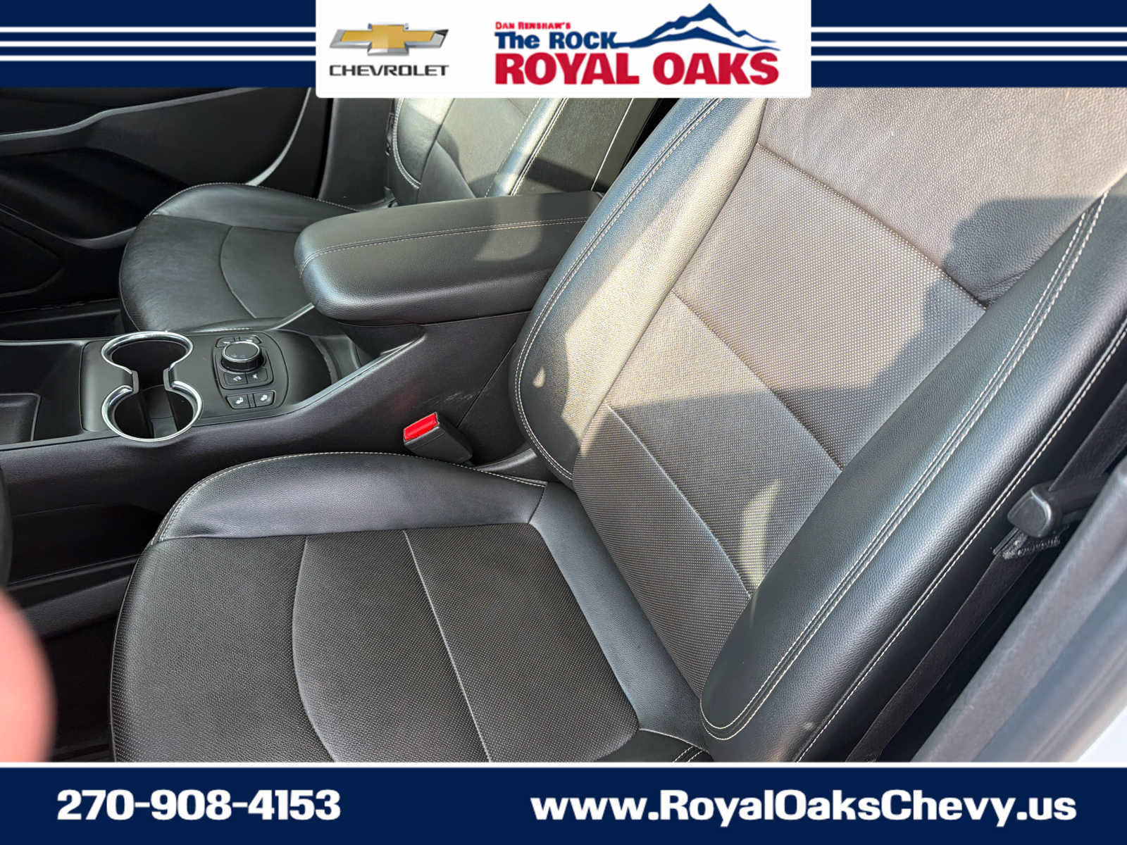 Used 2023 GMC Terrain SLT w/ Elevation Edition FWD image 15