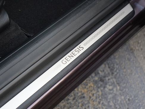 Used 2022 Genesis GV70 2.5T w/ Advanced Package AWD/4WD image 22