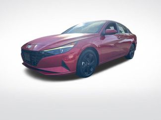 Used 2023 Hyundai Elantra SEL w/ Cargo Package video 2