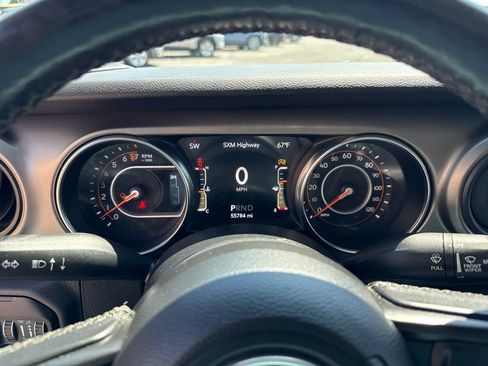 Used 2020 Jeep Gladiator Sport w/ Quick Order Package 24S AWD/4WD image 15