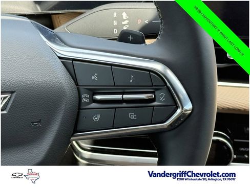 New 2026 Chevrolet Equinox ACTIV w/ Convenience Package III FWD image 14