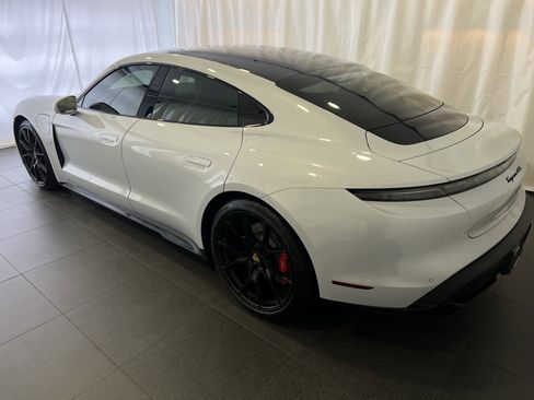 Certified 2023 Porsche Taycan GTS image 3