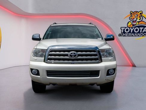Used 2013 Toyota Sequoia Platinum AWD/4WD image 2