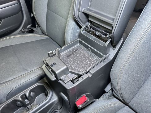 Certified 2024 Jeep Wrangler Sport S image 39