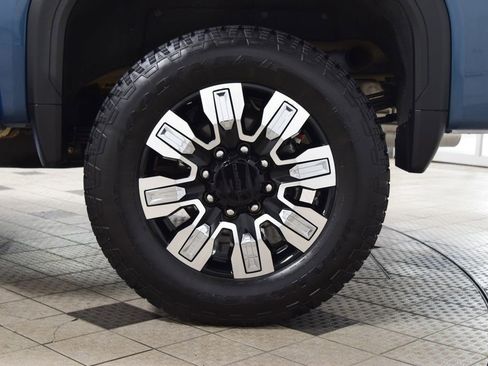 Used 2024 GMC Sierra 2500 Denali w/ Technology Package AWD/4WD image 29