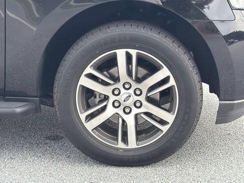 Used 2024 Ford Expedition Limited RWD image 13