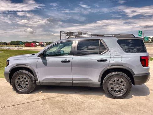 Used 2026 Honda Passport TrailSport image 4