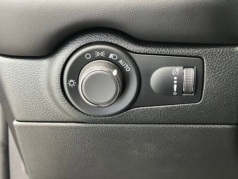 Used 2025 Dodge Durango GT w/ Blacktop Package image 20