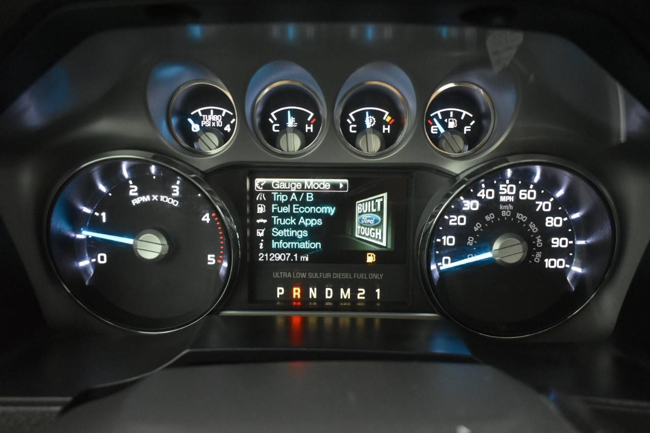 Used 2013 Ford F250 Platinum w/ FX4 Off Road Pkg AWD/4WD image 17
