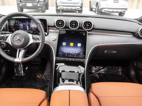 Used 2025 Mercedes-Benz C 300 4MATIC Sedan image 20