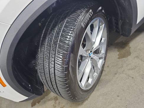 Used 2026 BMW X5 xDrive40i w/ Climate Comfort Package AWD/4WD image 36