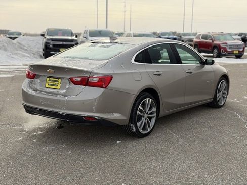 Used 2025 Chevrolet Malibu LT image 6