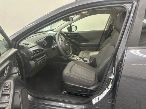 Used 2024 Subaru Crosstrek 2.0i Premium image 9