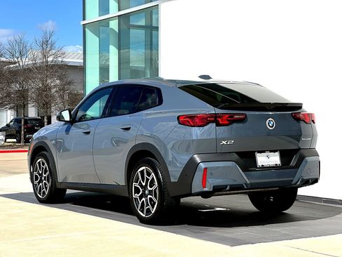 Certified 2025 BMW X2 xDrive28i AWD/4WD image 7