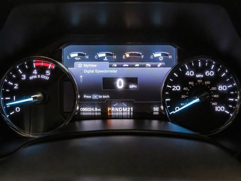 Used 2019 Ford F250 Lariat w/ Lariat Ultimate Package image 18