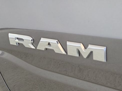 Used 2022 RAM 1500 Big Horn AWD/4WD image 7