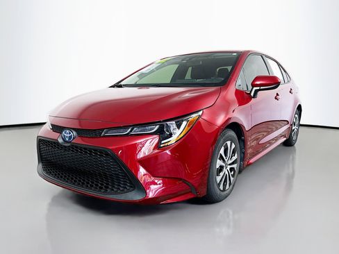 Used 2022 Toyota Corolla LE w/ Premium Interior Package image 10