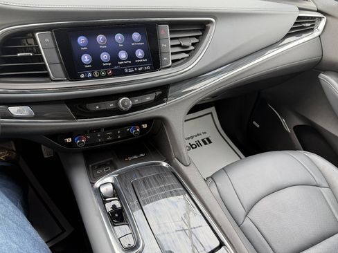 Used 2022 Buick Enclave Essence w/ Experience Buick Package image 11