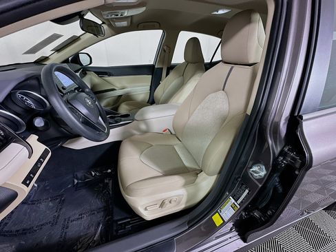 Certified 2022 Toyota Camry LE FWD image 12