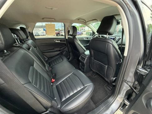 Used 2024 Ford Edge SEL AWD/4WD image 13