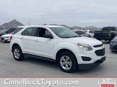 Used 2017 Chevrolet Equinox LS FWD image 1