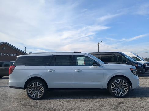 New 2025 Ford Expedition Max Platinum w/ Platinum Ultimate Package image 2