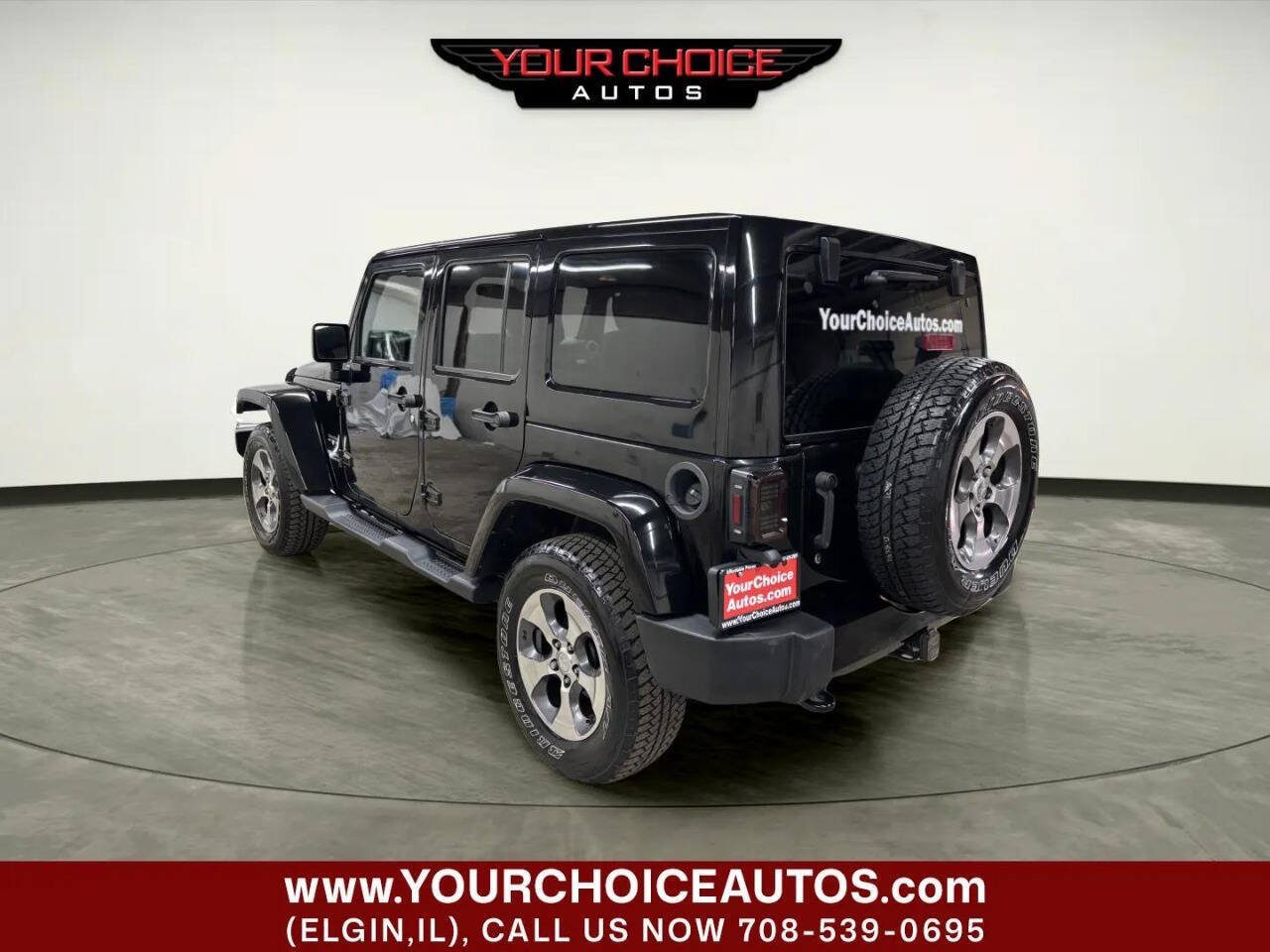 Used 2016 Jeep Wrangler Unlimited Sahara AWD/4WD image 3